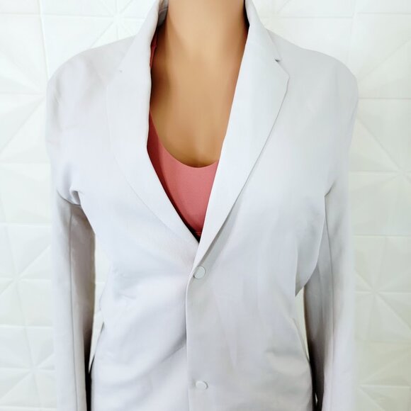 Lululemon Women's Ivory Slim Fit Wrinkle Free Stretch New Venture Blazer Size M - Picture 3 of 8
